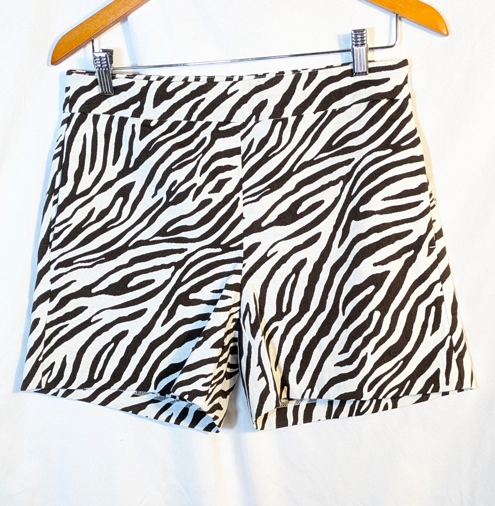 Charter Club Women's‎ Zebra Print High Rise Shorts White Brown Animal Sz 4